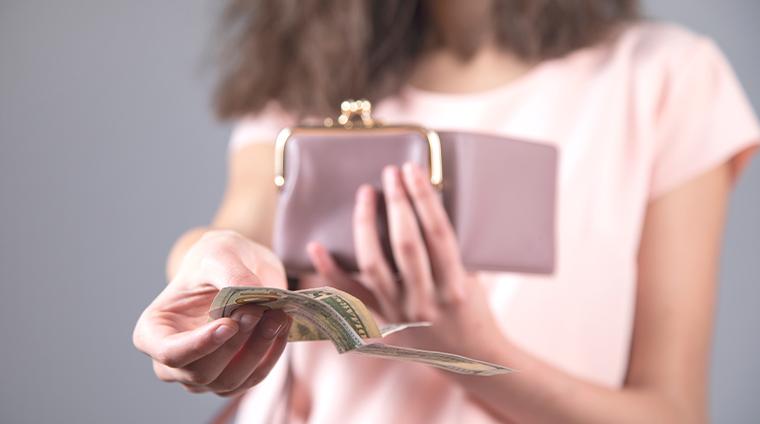 浪費家でいつもお金がない人に多い「5つの性格」
