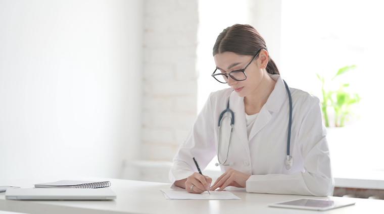 医療費の窓口負担や国民健康保険料に「金融所得」反映へ