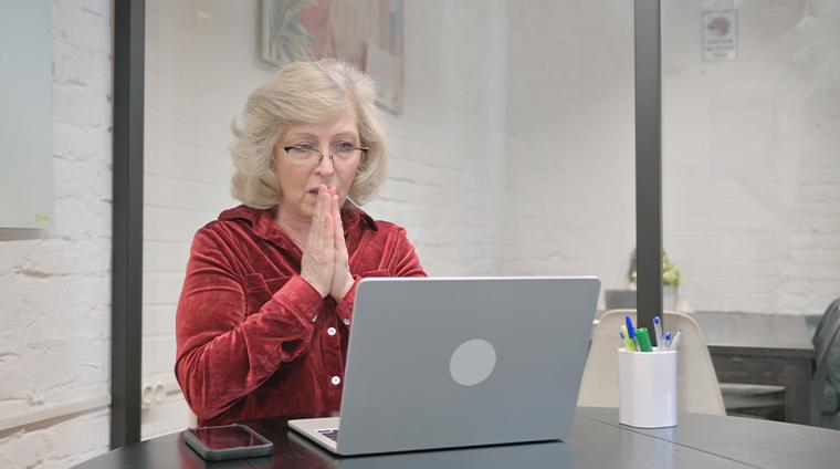 【定年退職後の失業給付の金額、「65歳未満」と「65歳以上」で全然違う