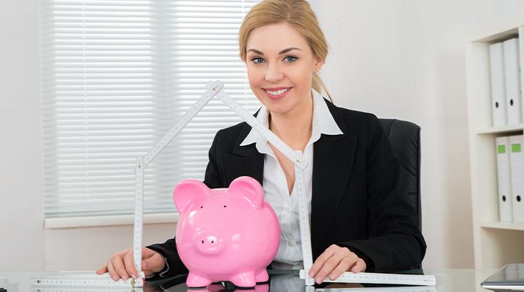 「人生の3つの貯め時」に貯められなかった人は半数以上。その理由は？
