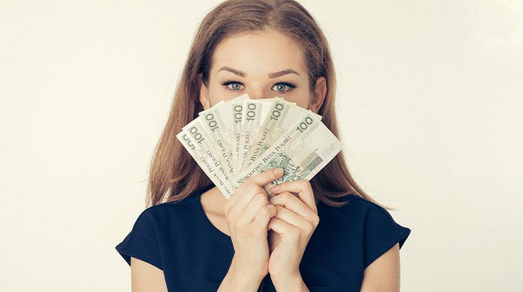 “年金収入のみの場合、所得税・住民税がかからないのはいくらまでなのか